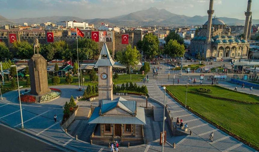 Kayseri'de 9 ilçeye uyarı üstüne uyarı geldi! Gün boyu devam edecek
