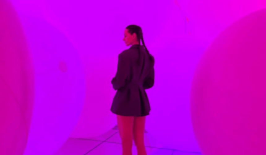 Yasemin Özilhan'dan buz gibi yöntem! -90 dereceyle sınırları zorladı!