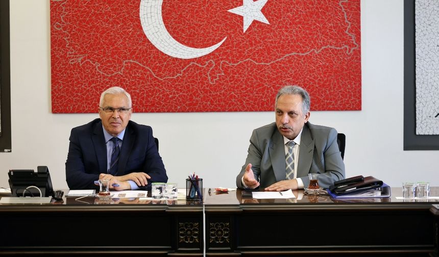 Talas'ta Başkan Yalçın sorunları masaya yatırdı: Mahalle sorunlarına çözüm arayışı!