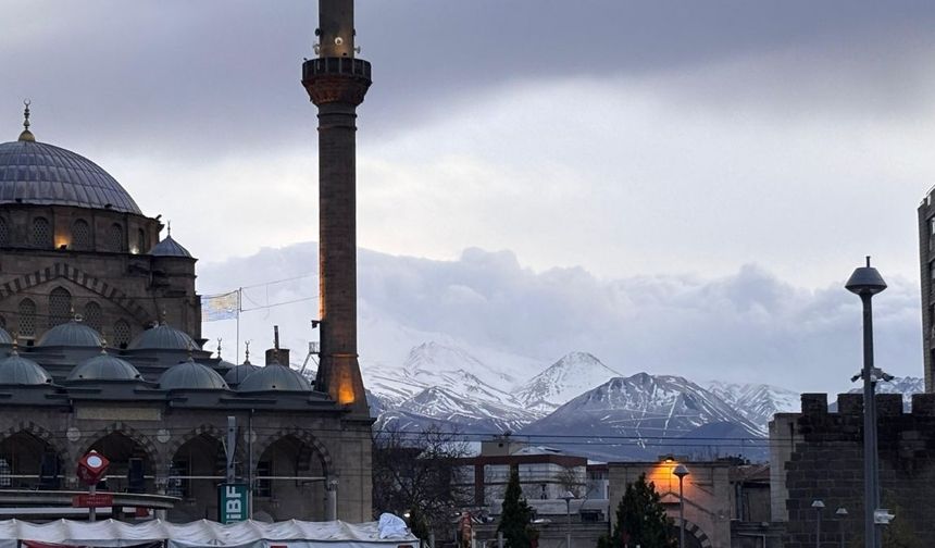 Kamu malına büyük ihanet! Rüşvet, torpil, çift maaş...