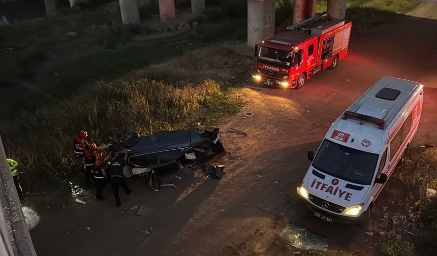 Aşırı hız faciaya neden oldu: Kontrolden çıkan araç Kızılırmak'a uçtu!