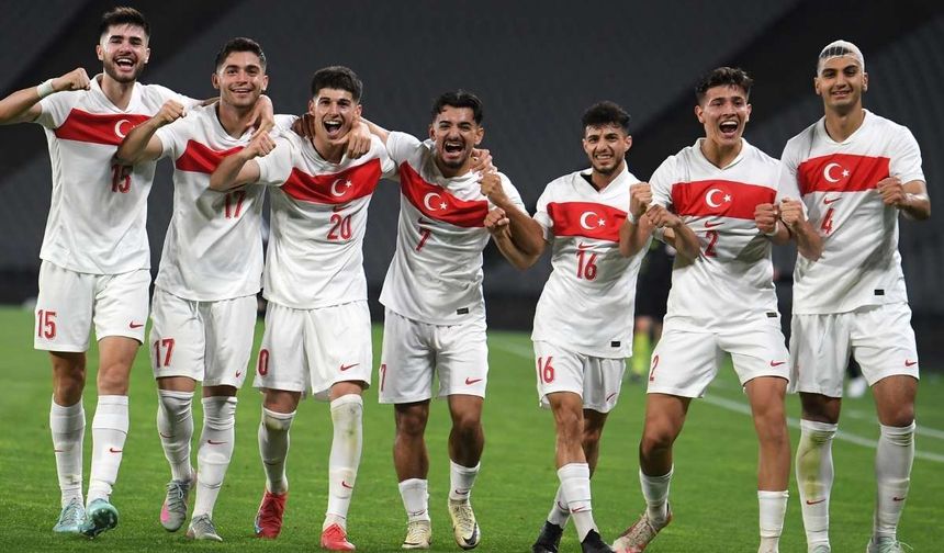 Milli Takımın gururu oldu! Kayserisporlu futbolcu yüzleri güldürdü!