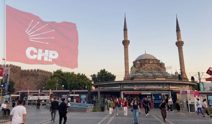 CHP Kayseri’de başkanlık yarışı başladı! O isim adaylığını açıkladı!