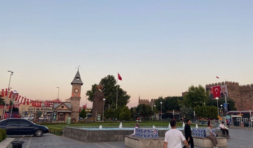 CHP Kayseri’de seçim heyecanı! Yeni aday sahaya indi!