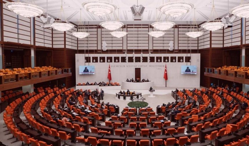 DEM Parti komisyon üyelerini açıkladı: Beştaş da listede!