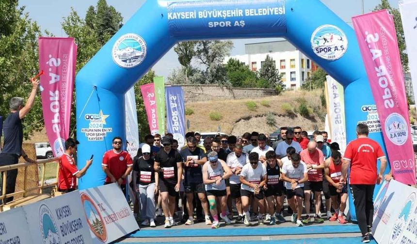 15 Temmuz için bir araya geldiler! Kıyasıya yarış nefes kesti