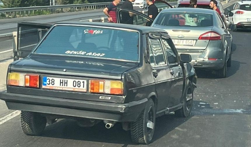 Kuzey Çevre Yolu'nda feci kaza! 3 otomobil birbirine girdi
