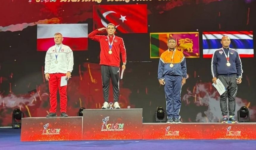 Kayserili sporcunun büyük başarısı! Dünya şampiyonu oldu