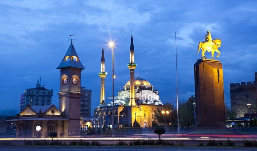 Kayseri'de bugün namaz vakitleri: 5 Temmuz Cumartesi
