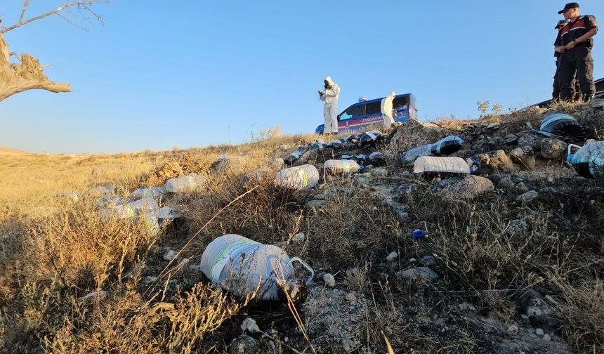 Kayseri'de şüpheli olay: Siyah sıvı dolu bidonlar ekipleri harekete geçirdi