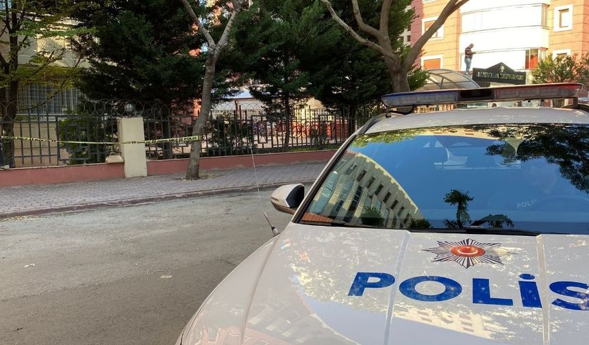 Sokak ortasında şüpheli çanta paniği: Bomba imha ekipleri devreye girdi!