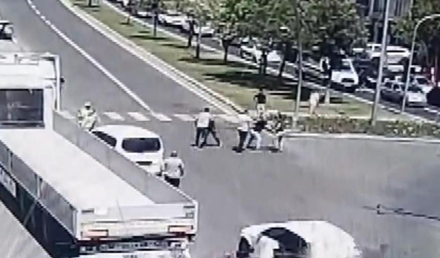 Trafikte başlayan kavga: Karakolda bitti!
