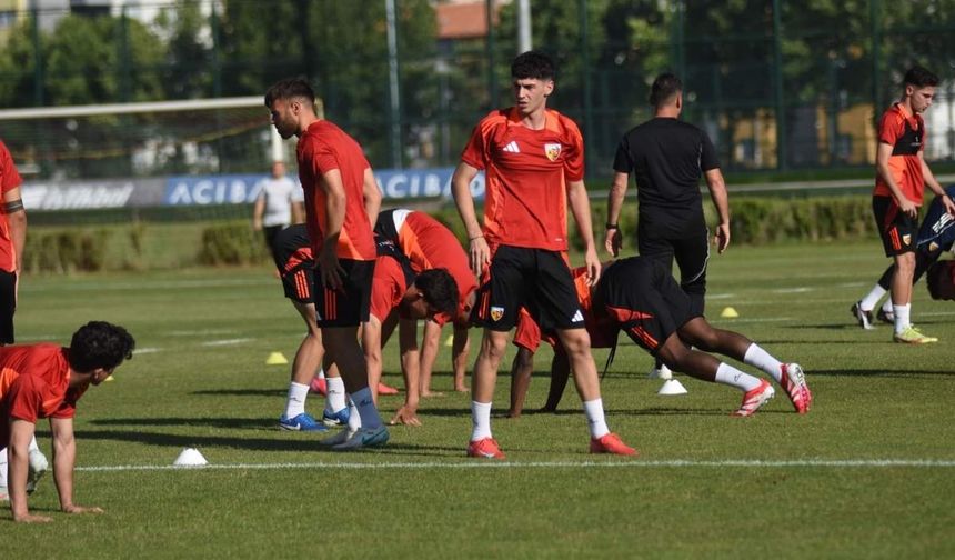 Kayserispor'da bekleyiş sürüyor! Transfer tahtası ne zaman açılacak?
