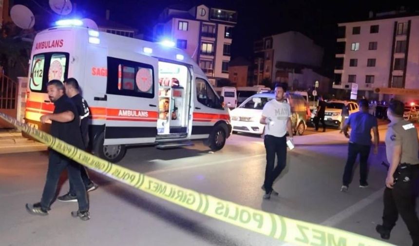 Sokak ortasında kanlı hesaplaşma! Eski muhtar damadına kurşun yağdırdı