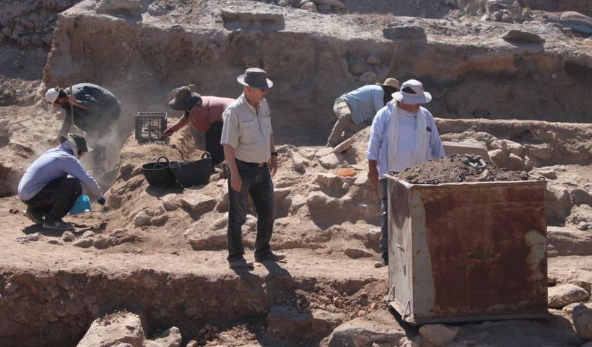 Kayseri’de 4 bin 500 yıllık seramikler Kültepe’nin eşsiz mirasını ortaya koyuyor