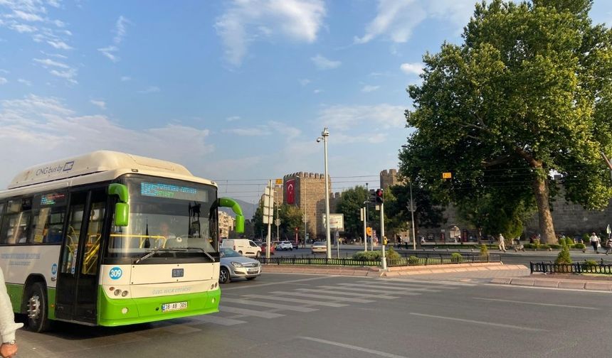 Kayseri'de toplu ulaşımda yeni dönem! Güzergâhlar ve saatler değişti