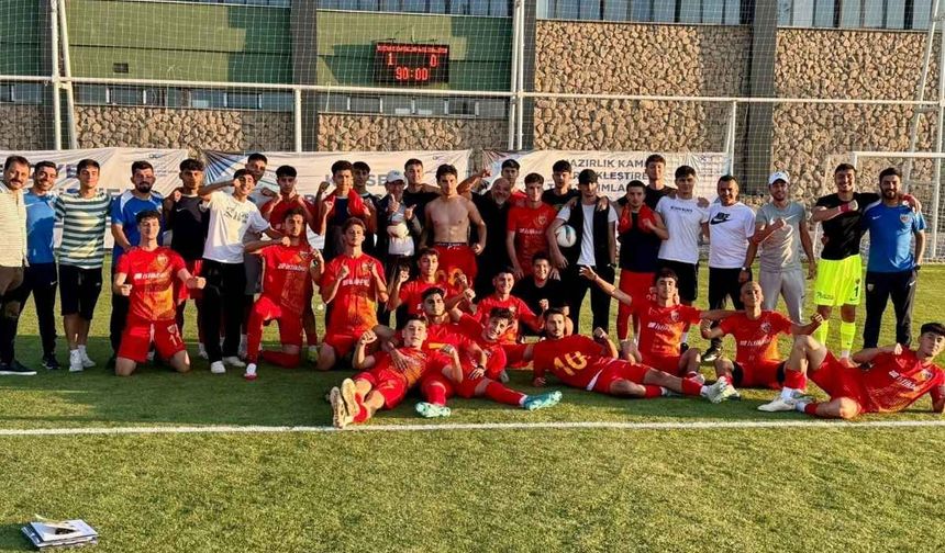 Kayserispor, Beşiktaş'ı tek golle geçti!