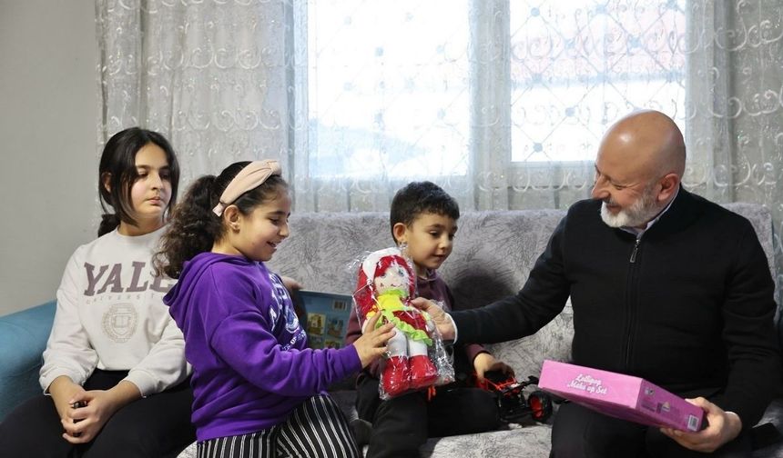Kocasinan’da aile yılı! Başkan Çolakbayrakdar’dan ‘Aile toplumun temelidir’ mesajı
