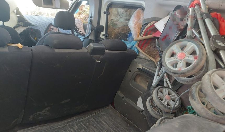 Ehliyetsiz genç direksiyon başına geçti 3 kişi yaralandı