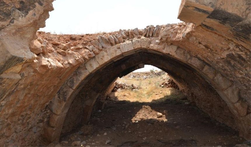 Bir zamanlar tüccarların uğrak yeriydi: Kayseri-Halep Yolu'nda zamana direniyor!