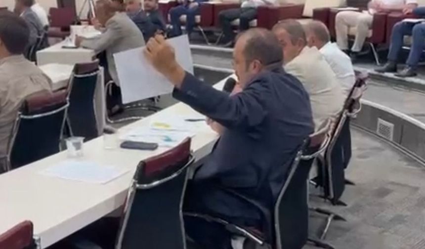 Kocasinan meclisinde imar krizi! Çolakbayrakdar-Alparslan gerildi