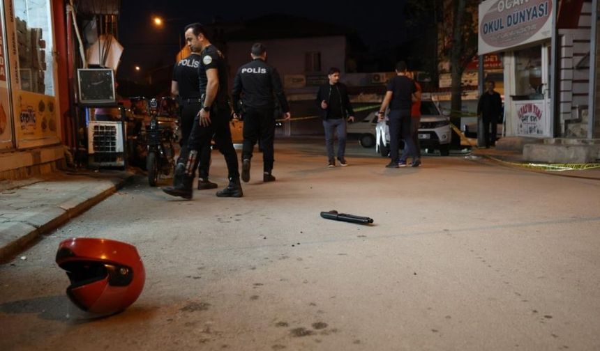 Adana'da silahlı saldırı! Takip ettiği şahsı ayağından vurdu