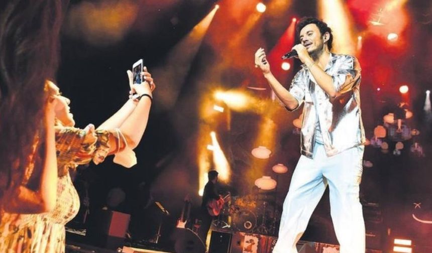 Buray yeniden Kayseri’de: En sevilen şarkılarla sahnede olacak!