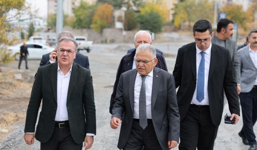 Kayseri caddesi baştan sona yenileniyor