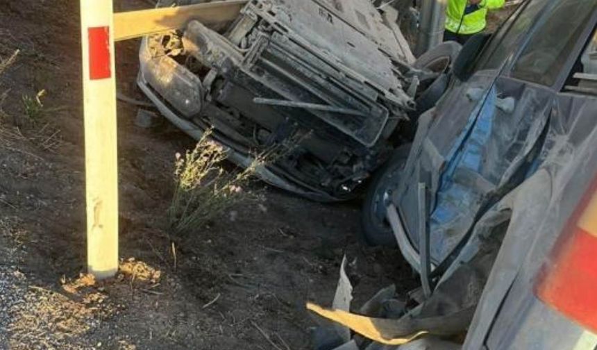 Konya’da feci kaza: İki araç çarpıştı 1 kişi hayatını kaybetti