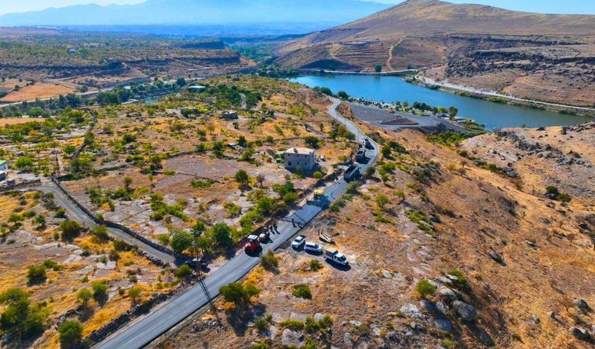 İncesu’da yol seferberliği: 5 mahallede eş zamanlı çalışma!
