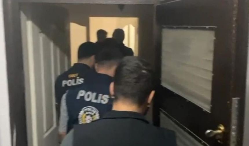 İnternetten vatandaşları dolandıran şebeke 60 milyon TL’lik vurgun yaptı