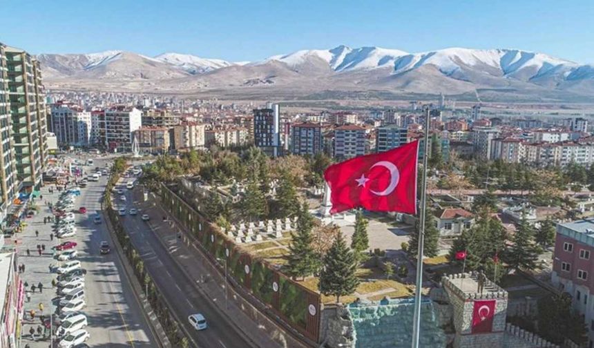 Niğde’de yasaklı madde operasyonu: 4 gözaltı!