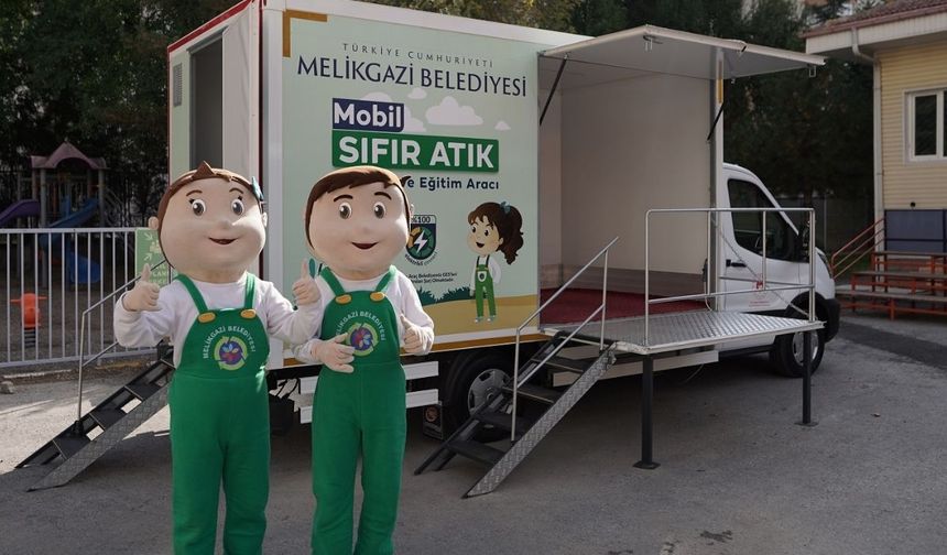 Melikgazi Belediyesi’nden geleceğe yatırım! Sıfır atık eğitimi okul okul geziyor