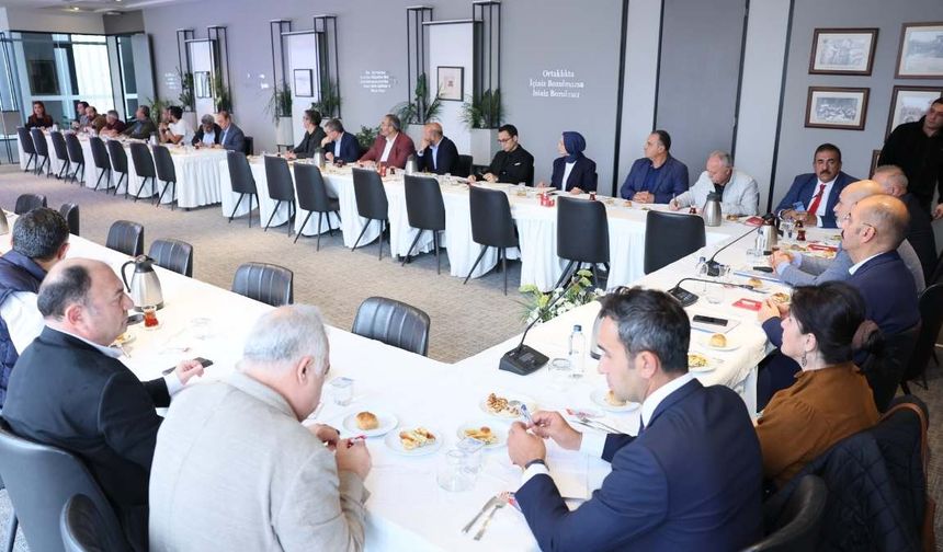 Kayseri’de SGK ve Ticaret Odası ortak toplantısında gündem iş güvenliği oldu