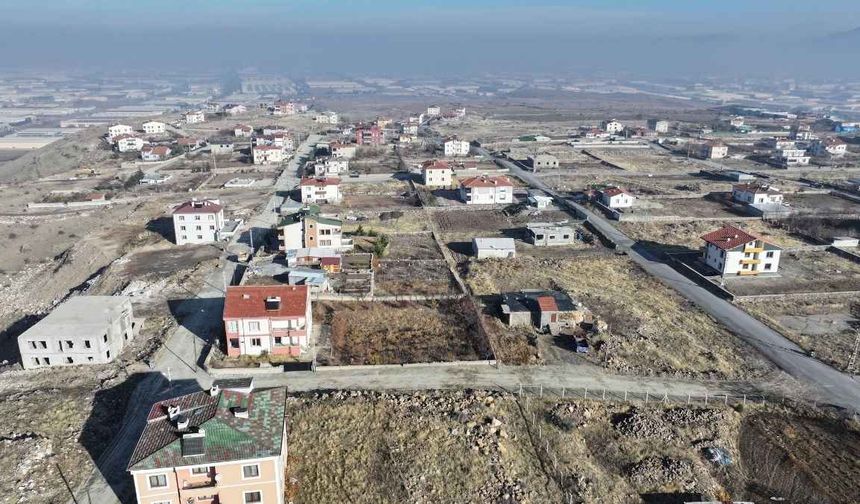 Hacılar Belediyesi Karpuzsekisi’ni kışa hazırlıyor: 40 bin metrekarelik çalışma!