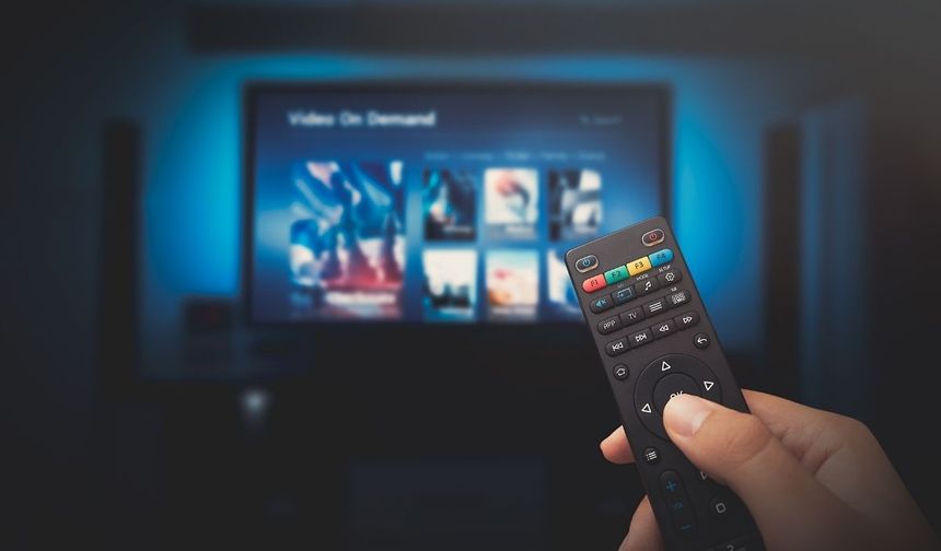 6 Aralık Cumartesi! TV yayın akışı Hangi kanalda ne var, günün filmleri ve dizileri neler?