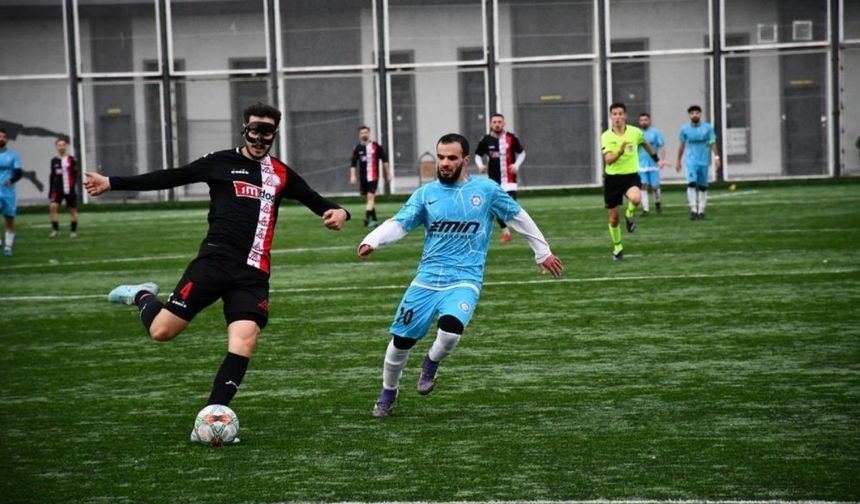 Kayseri Süper Amatör’de derbi heyecanı: Döğerspor Döğergücü FK’yı 1-0 geçti