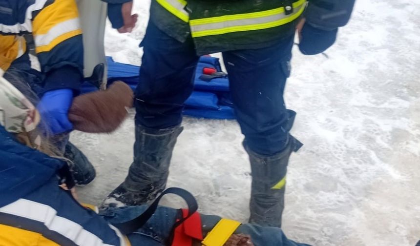 Ankara-Niğde otoyolu Aksaray geçişinde zincirleme kaza: 3 yaralı!