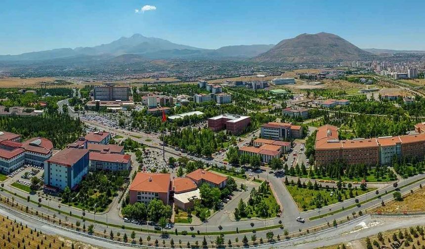 Üniversite öğrencilerine müjde: İŞKUR Gençlik Programı ödemeleri yükseltildi!