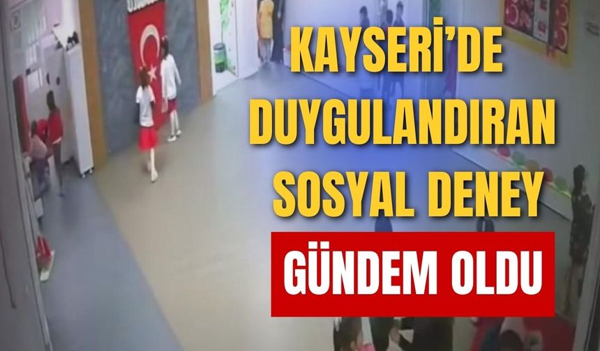 Kayseri'de kırışan bayrağı düzelten minikler duygulandırdı