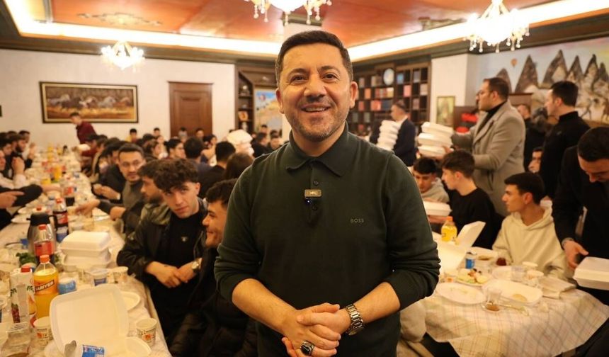 Nevşehir Belediye Başkanı Rasim Arı’nın makam odası doldu taştı