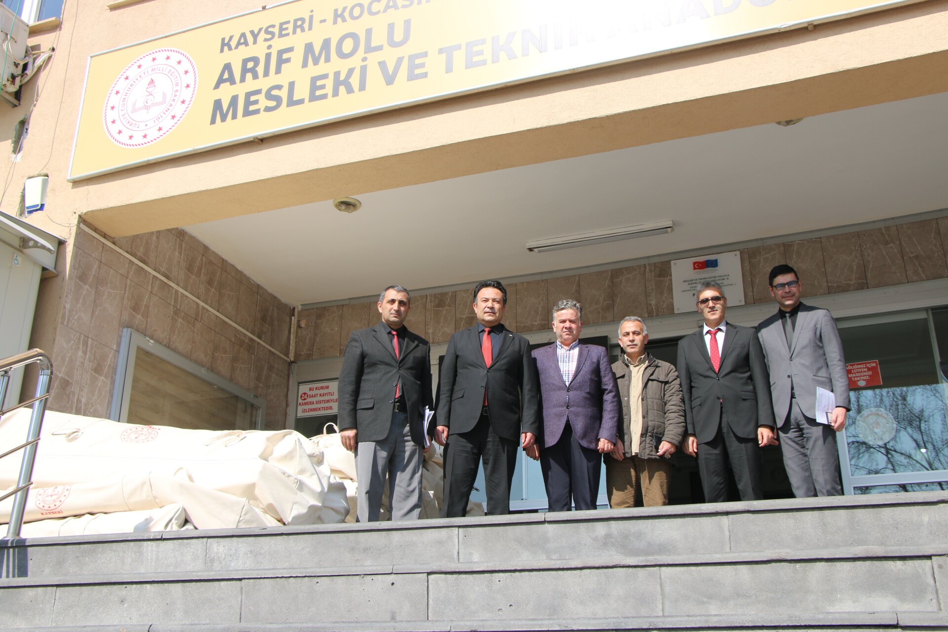 arif-molu-anadolu-lisesi