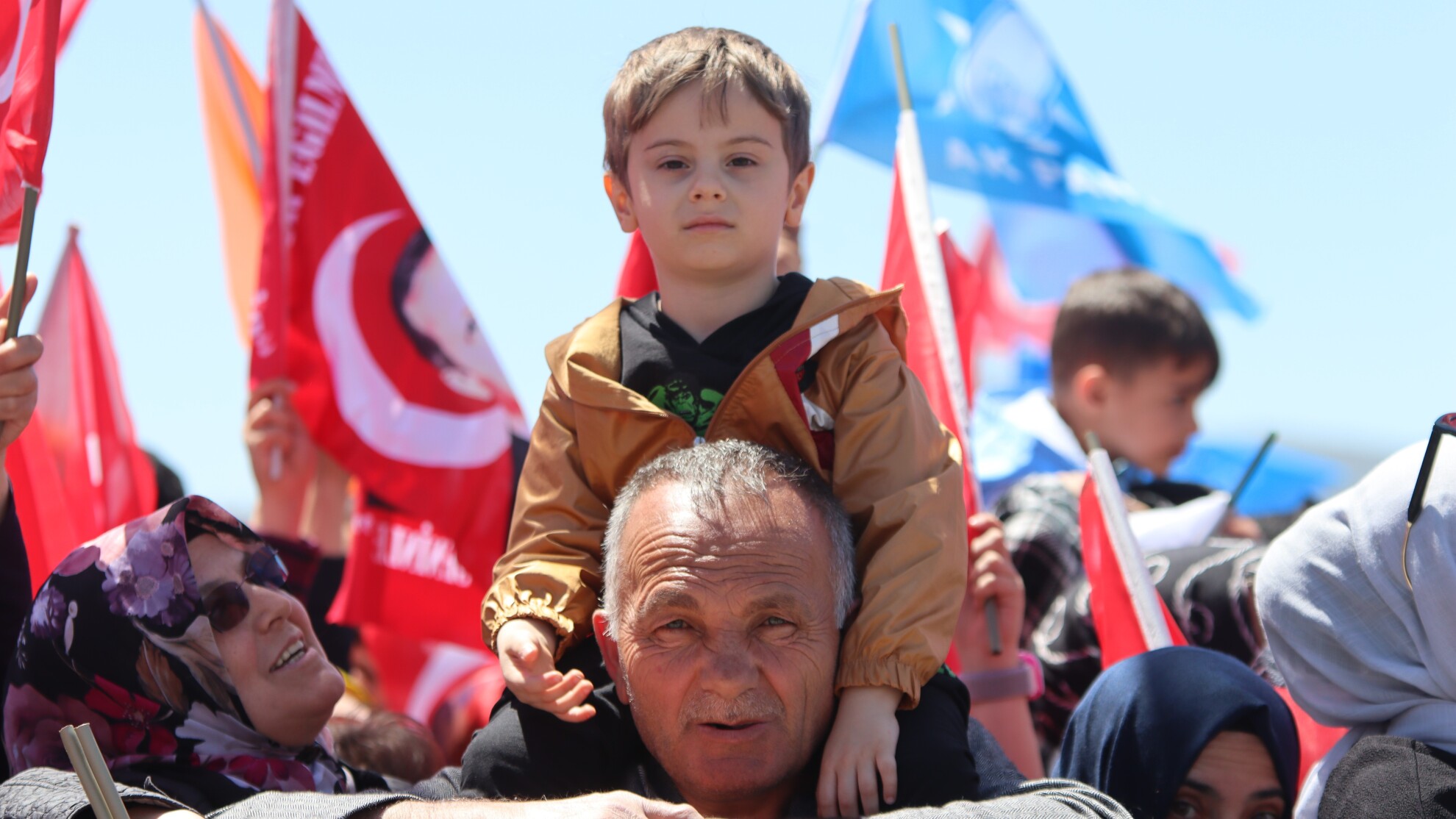 ak-parti-miting-3