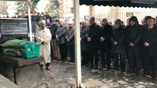 Melik Gazinin torunu son yolculuğuna uğurlandı