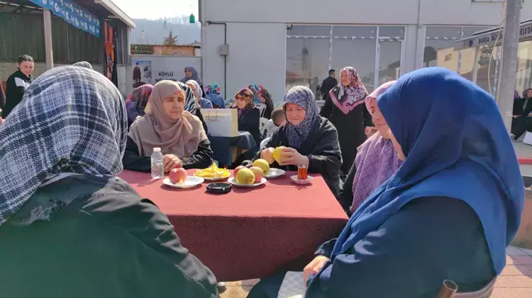 Kadınlar Kahveye Erkekler Eve Geleneği1