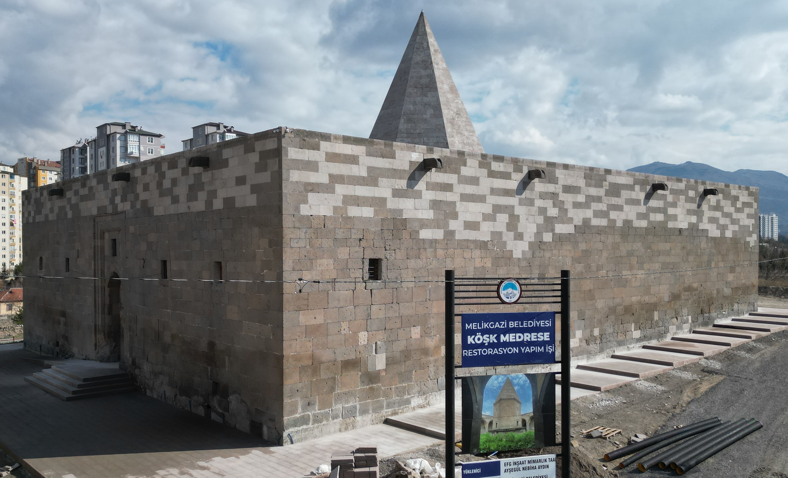 Köşk Medrese (4)