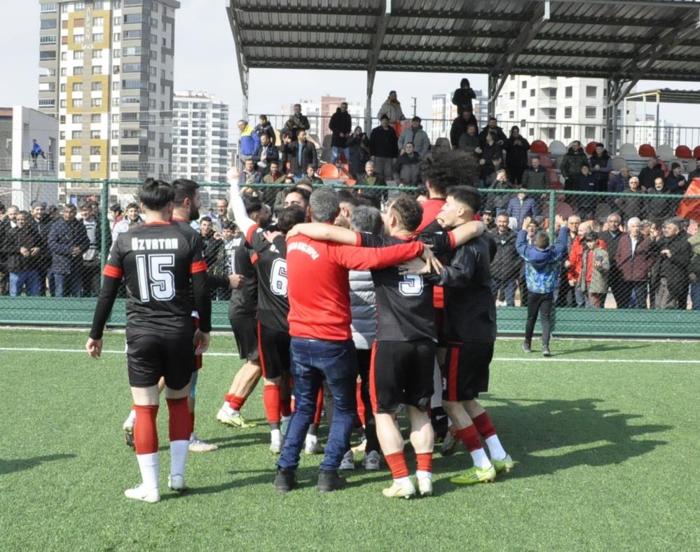 Şampiyon