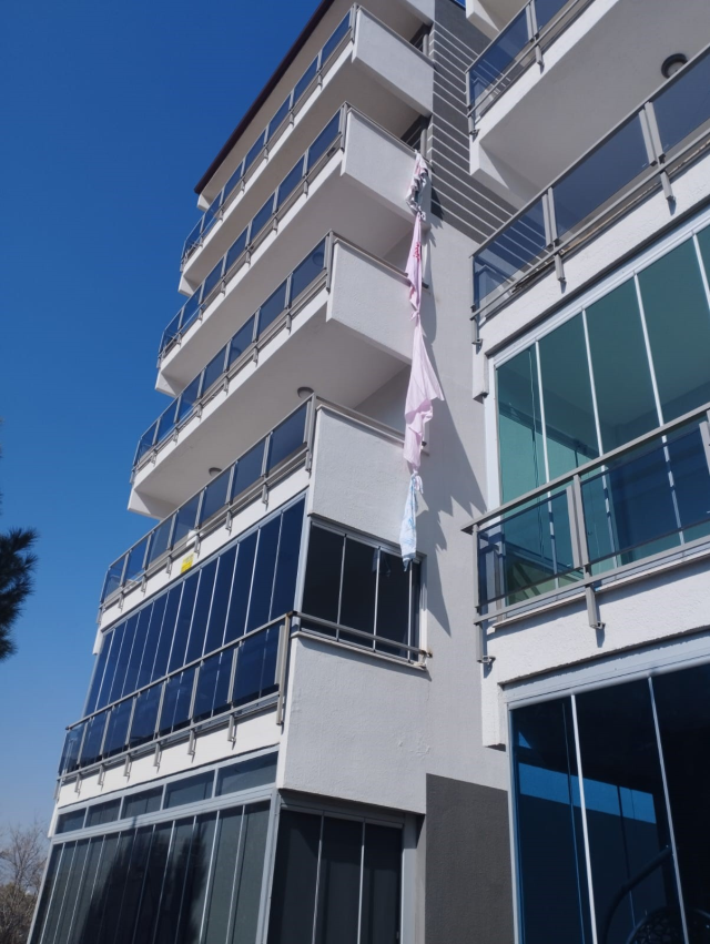 Uyusturucu Taciri Carsaflarla Kacmaya Calisirken 16883490 4100 M