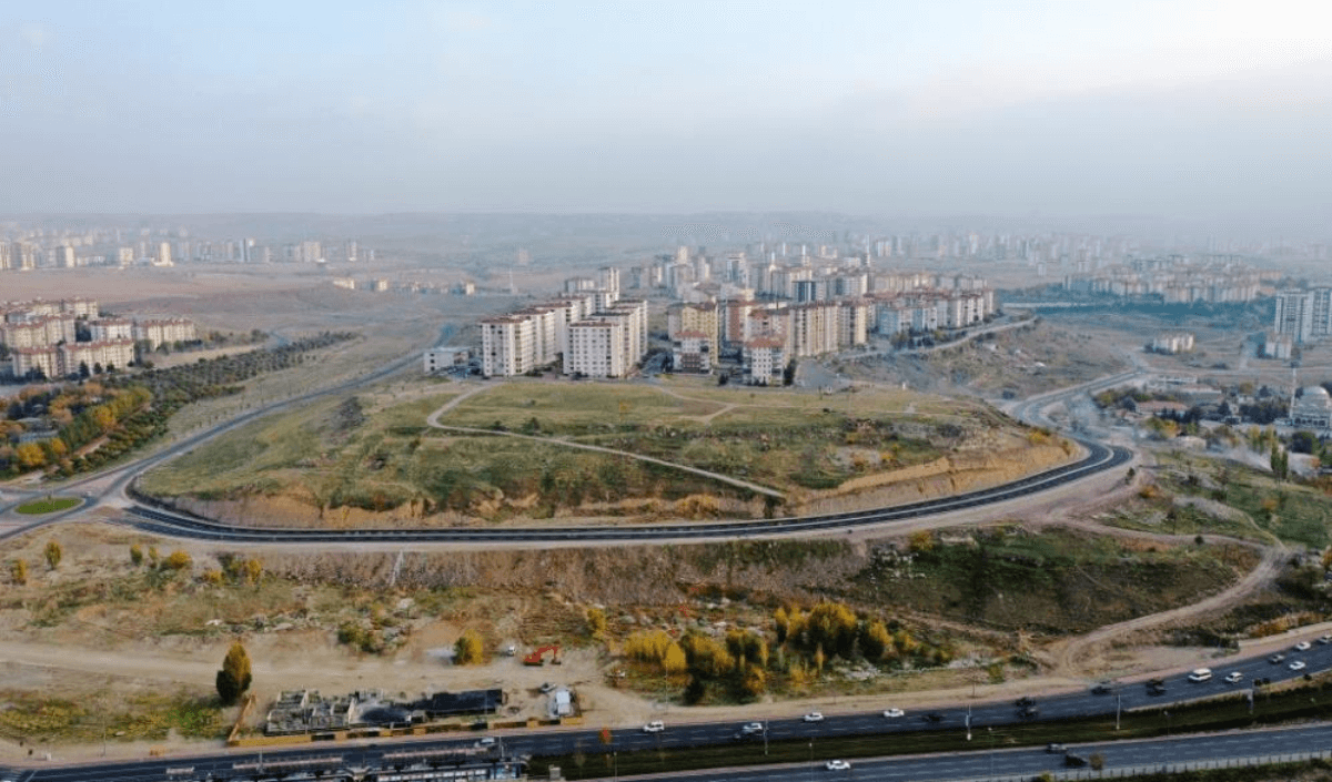 Başkan Çolakbayrakdar: Şehri, Dört Bir Koldan İnşa Ediyoruz