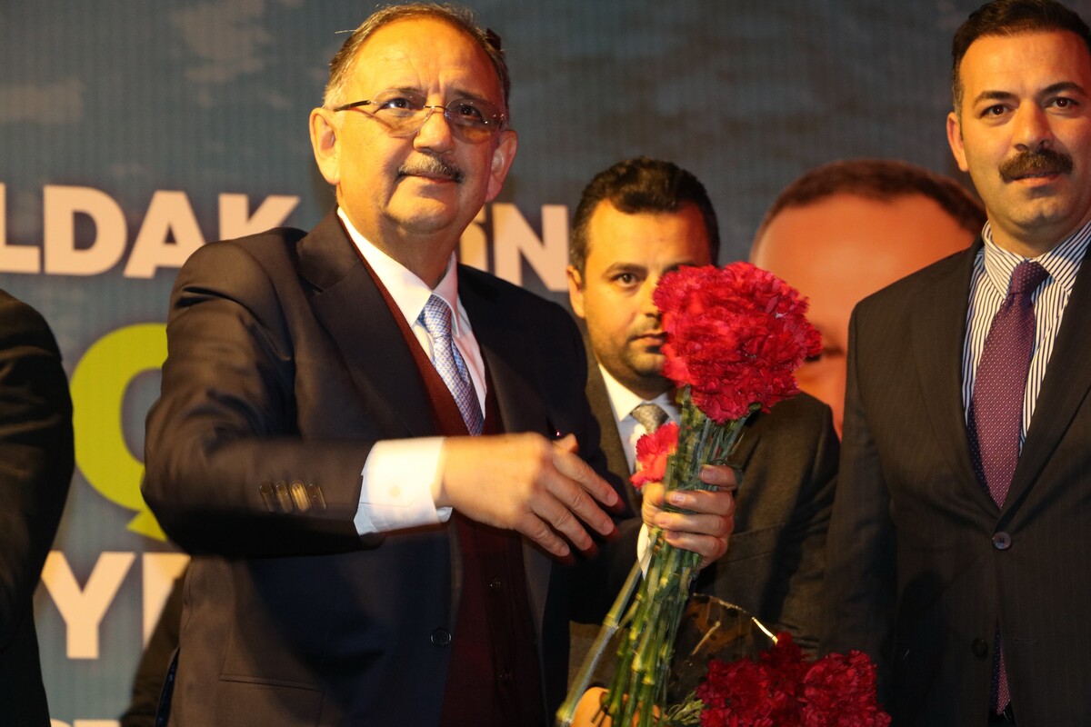Bakan Özhaseki (4)Fgh